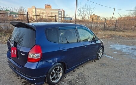 Honda Fit III, 2001 год, 250 000 рублей, 4 фотография