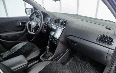 Volkswagen Polo VI (EU Market), 2015 год, 770 000 рублей, 11 фотография