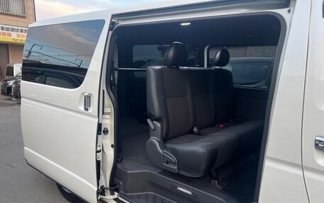 Toyota HiAce H200, 2022 год, 4 316 000 рублей, 19 фотография