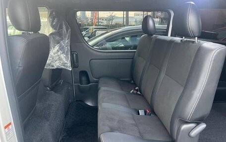 Toyota HiAce H200, 2022 год, 4 316 000 рублей, 23 фотография