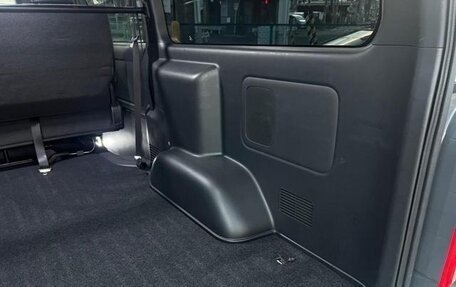 Toyota HiAce H200, 2022 год, 4 316 000 рублей, 34 фотография