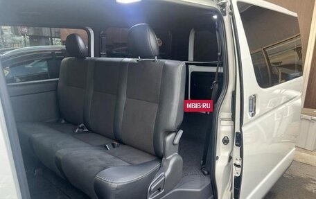 Toyota HiAce H200, 2022 год, 4 316 000 рублей, 22 фотография