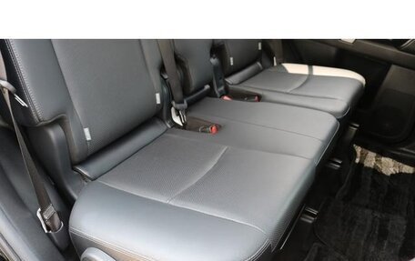 Toyota Land Cruiser Prado 150 рестайлинг 2, 2022 год, 6 060 000 рублей, 15 фотография