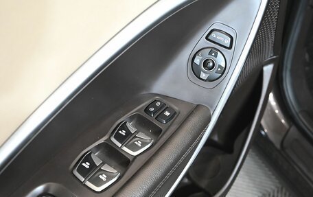 Hyundai Santa Fe III рестайлинг, 2016 год, 2 350 000 рублей, 17 фотография