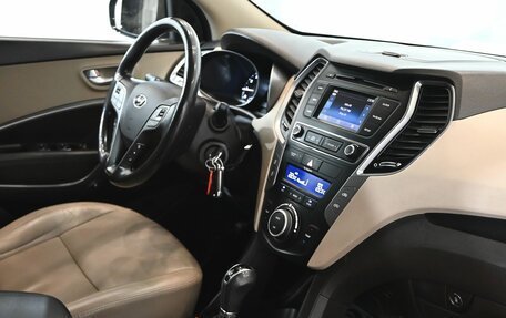 Hyundai Santa Fe III рестайлинг, 2016 год, 2 350 000 рублей, 14 фотография