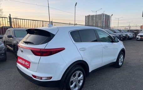 KIA Sportage IV рестайлинг, 2018 год, 2 030 000 рублей, 3 фотография