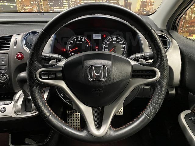 Honda Stream II рестайлинг, 2014 год, 914 000 рублей, 4 фотография