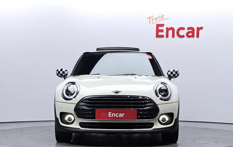 MINI Clubman, 2021 год, 2 100 000 рублей, 1 фотография