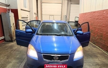 KIA Rio II, 2011 год, 620 000 рублей, 1 фотография