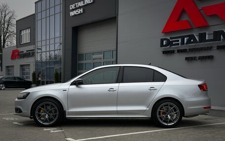 Volkswagen Jetta VI, 2013 год, 1 350 000 рублей, 3 фотография