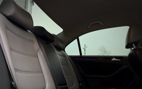 Volkswagen Jetta VI, 2013 год, 1 350 000 рублей, 26 фотография