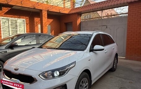 KIA cee'd III, 2021 год, 1 740 000 рублей, 3 фотография