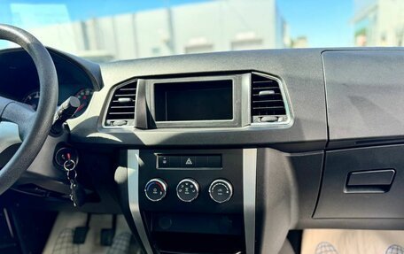 ЛуАЗ Patriot, 2023 год, 1 375 000 рублей, 20 фотография