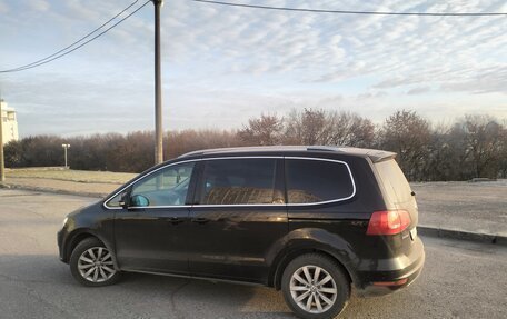 Volkswagen Sharan II, 2012 год, 1 100 000 рублей, 3 фотография