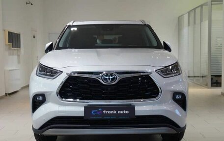 Toyota Highlander, 2025 год, 6 300 000 рублей, 2 фотография