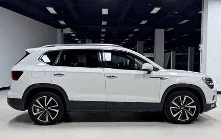 Volkswagen Tharu, 2022 год, 2 000 444 рублей, 8 фотография