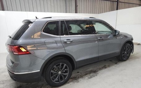 Volkswagen Tiguan II, 2024 год, 3 100 000 рублей, 6 фотография