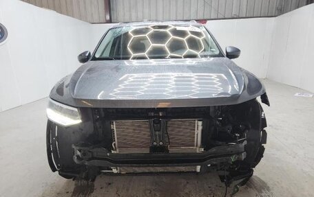 Volkswagen Tiguan II, 2024 год, 3 100 000 рублей, 7 фотография