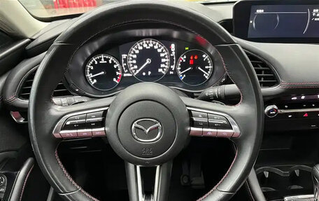 Mazda 3, 2022 год, 2 000 000 рублей, 13 фотография