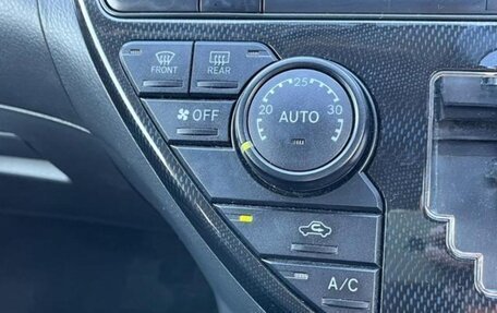 Toyota ISis I, 2013 год, 1 100 000 рублей, 6 фотография