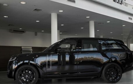 Land Rover Range Rover IV рестайлинг, 2025 год, 28 000 000 рублей, 3 фотография