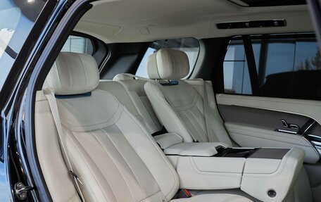 Land Rover Range Rover IV рестайлинг, 2025 год, 28 000 000 рублей, 13 фотография