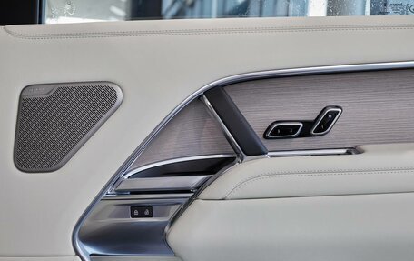 Land Rover Range Rover IV рестайлинг, 2025 год, 28 000 000 рублей, 25 фотография