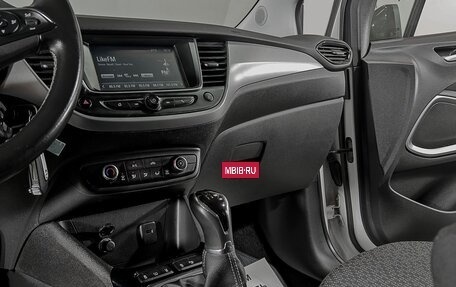 Opel Crossland X I, 2018 год, 1 699 000 рублей, 9 фотография