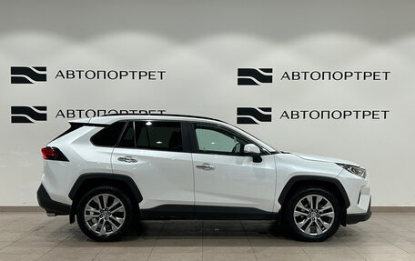 Toyota RAV4, 2020 год, 2 499 000 рублей, 8 фотография