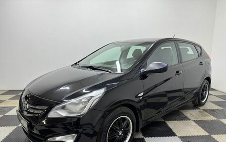 Hyundai Solaris II рестайлинг, 2014 год, 925 000 рублей, 1 фотография