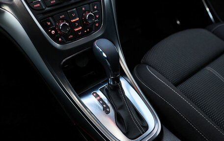 Opel Astra J, 2011 год, 937 000 рублей, 8 фотография