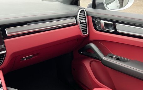 Porsche Cayenne III, 2025 год, 16 470 000 рублей, 13 фотография