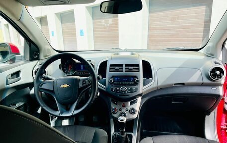 Chevrolet Aveo III, 2013 год, 695 000 рублей, 2 фотография