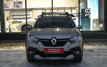 Renault Sandero II рестайлинг, 2019 год, 1 080 000 рублей, 2 фотография
