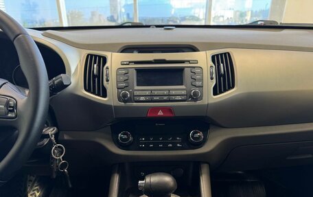 KIA Sportage III, 2010 год, 1 250 000 рублей, 13 фотография