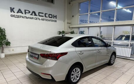 Hyundai Solaris II рестайлинг, 2019 год, 1 235 000 рублей, 3 фотография