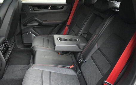 Porsche Cayenne III, 2025 год, 24 600 000 рублей, 16 фотография