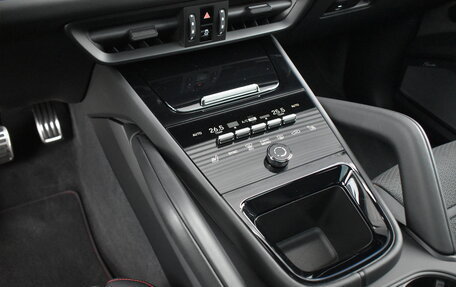 Porsche Cayenne III, 2025 год, 24 600 000 рублей, 23 фотография