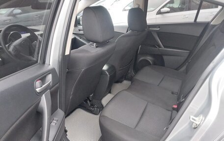 Mazda 3, 2011 год, 890 000 рублей, 18 фотография