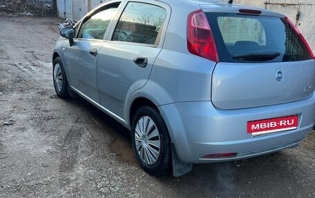 Fiat Punto III Punto Evo рестайлинг, 2006 год, 267 000 рублей, 4 фотография