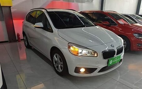 BMW 2 серия Grand Tourer F46 рестайлинг, 2017 год, 1 750 000 рублей, 3 фотография