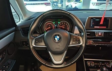 BMW 2 серия Grand Tourer F46 рестайлинг, 2017 год, 1 750 000 рублей, 8 фотография