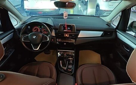 BMW 2 серия Grand Tourer F46 рестайлинг, 2017 год, 1 750 000 рублей, 7 фотография