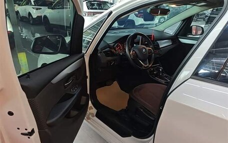 BMW 2 серия Grand Tourer F46 рестайлинг, 2017 год, 1 750 000 рублей, 13 фотография