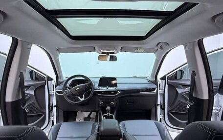 Chevrolet Tracker, 2022 год, 1 440 000 рублей, 5 фотография