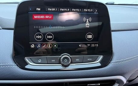 Chevrolet Tracker, 2022 год, 1 440 000 рублей, 13 фотография