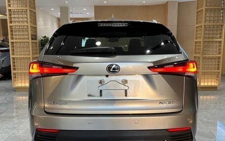 Lexus NX I, 2019 год, 3 200 000 рублей, 6 фотография