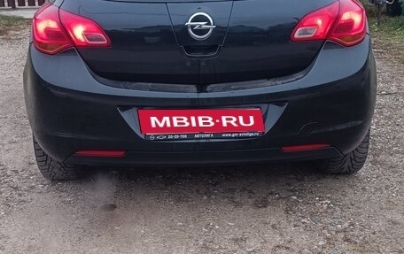 Opel Astra J, 2012 год, 840 000 рублей, 4 фотография