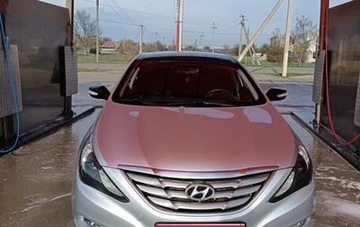 Hyundai Sonata VI, 2010 год, 940 000 рублей, 1 фотография