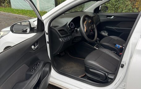 Hyundai Solaris II рестайлинг, 2022 год, 1 550 000 рублей, 32 фотография